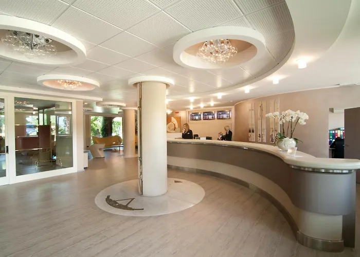 מלון Parc Gritti 4*